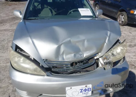 2005 Toyota Camry Le from USA, damaged, VIN 4T1BE30K65U019192